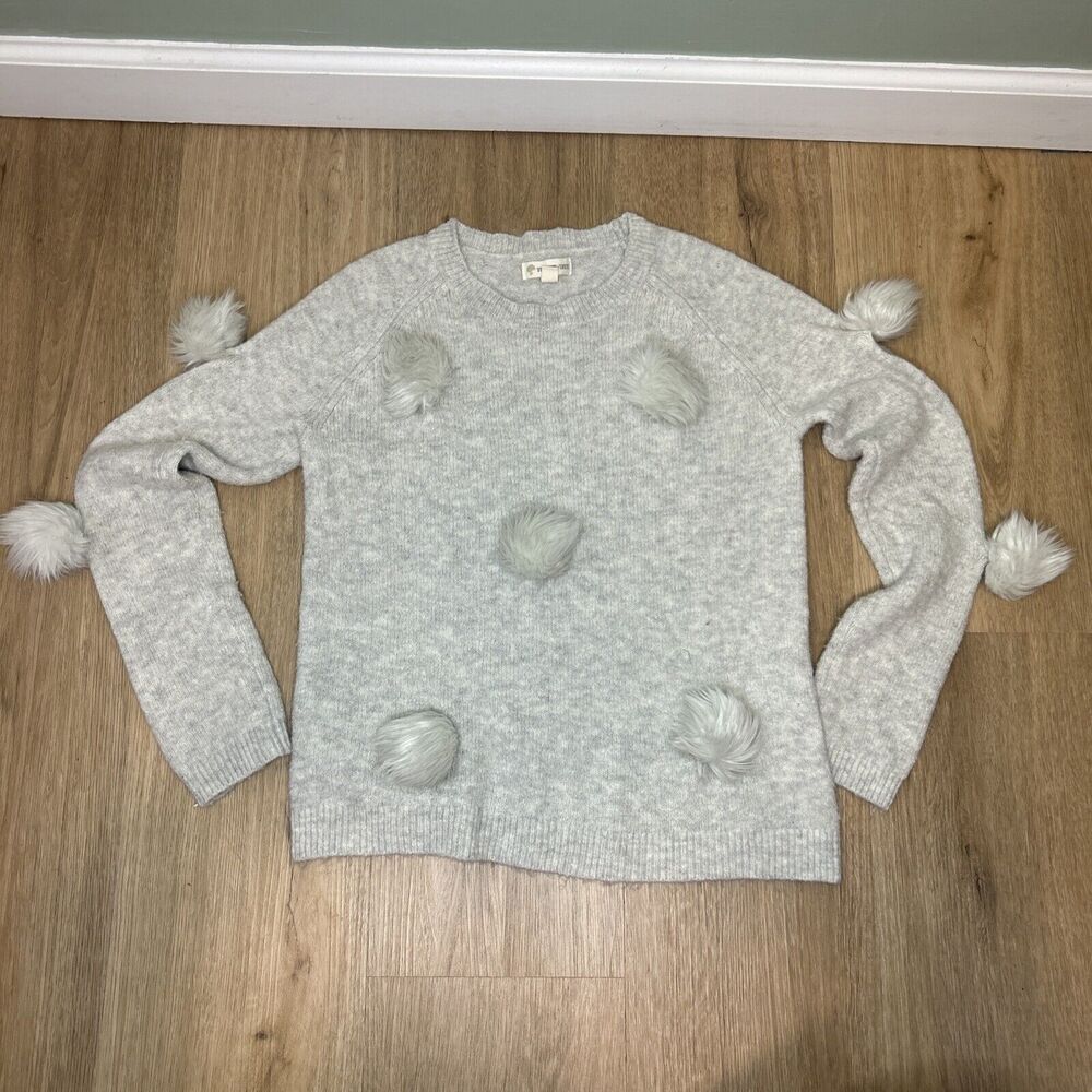 Tucker + Tate Girls Medium 8/10 Gray Pullover Sweater Wool Fuzzy Pom poms Soft